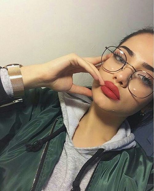 صور بنات لابسات نظارات خلفيات بنات بنظارات Girls glasses صور بنات لابسات نظارات خلفيات بنات بنظارات Girls glasses