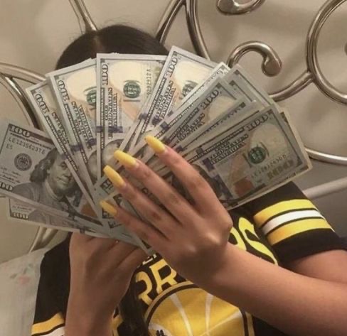 صور بنات مع المال صور دولارات صور بنات مع المال صور دولارات