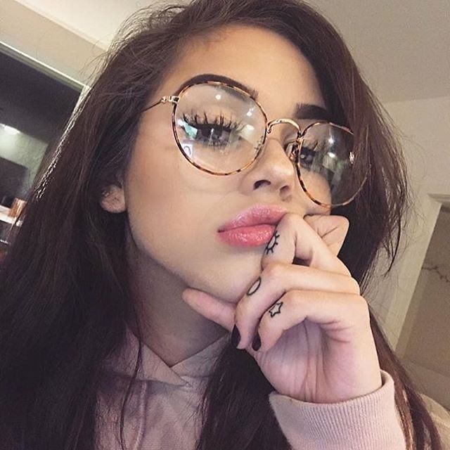 صور بنات لابسات نظارات خلفيات بنات بنظارات Girls glasses صور بنات لابسات نظارات خلفيات بنات بنظارات Girls glasses