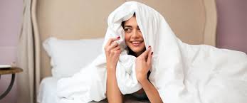 تفسير امرأه عاريه في المنام ابن سيرين