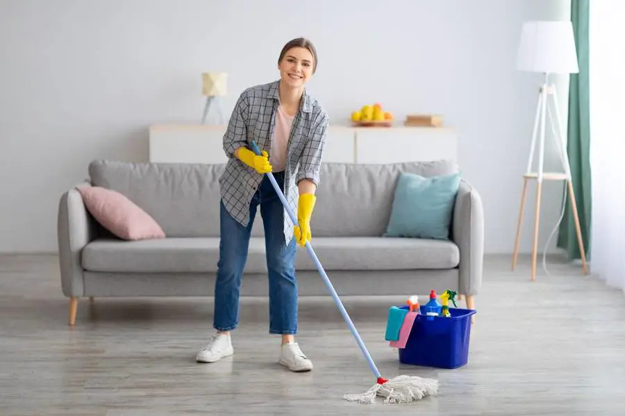تفسير غسل و شطف المنزل في الحلم رؤيا تنظيف البيت في المنام
