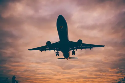 تفسير السفر إلى بلد عربي في المنام لابن سيرين
