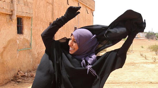 تفسير رؤية خلع الحجاب في المنام وظهور الشعر مكشوف في الحلم