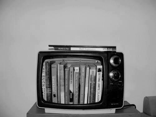 تفسير التلفزيون في الحلم او رؤية التلفاز في المنام