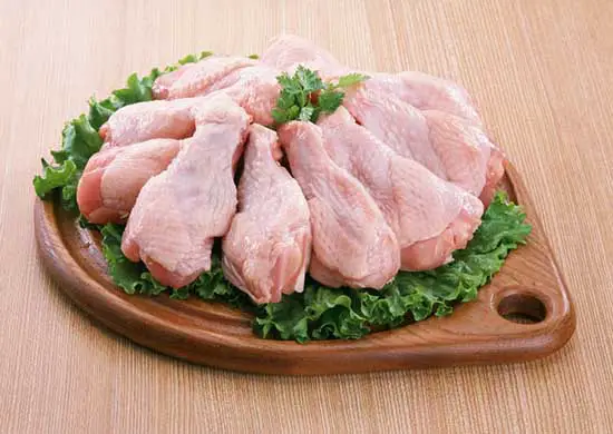 تفسير حلم لحم الدجاج رؤية اكل الدجاج في المنام